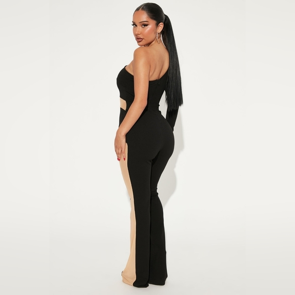 Fashion nova jumpsuit - Picture 5 of 8